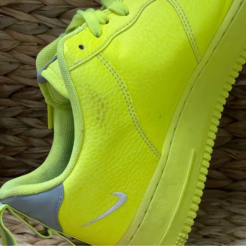 Nike Air Force 1 Utility Volt 2 Neon‎ Yellow Sneaker Shoes